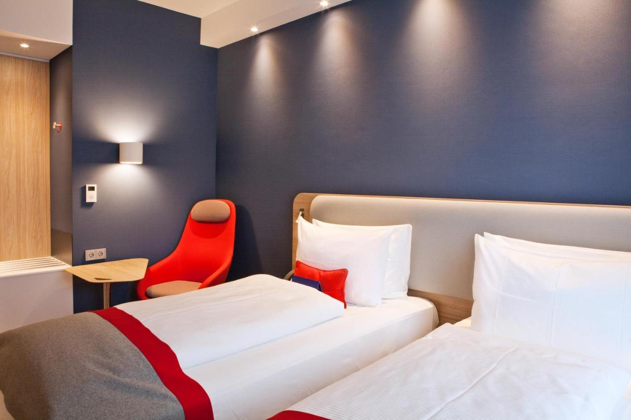 Holiday Inn Express - Goeppingen By Ihg Екстериор снимка