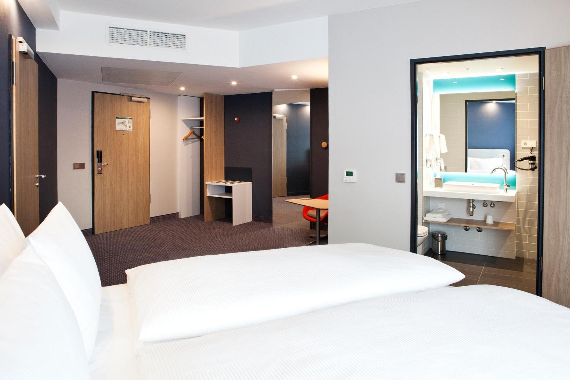 Holiday Inn Express - Goeppingen By Ihg Екстериор снимка
